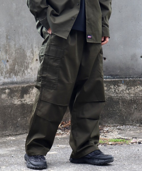 Dickies(ディッキーズ)の「【GENUINE DICKIES/ジェニュインディッキーズ】ワイドカーゴパンツ(カーゴパンツ・メンズ・ブラック/ベージュ/カーキ・M/L/LL)」の6枚目の写真