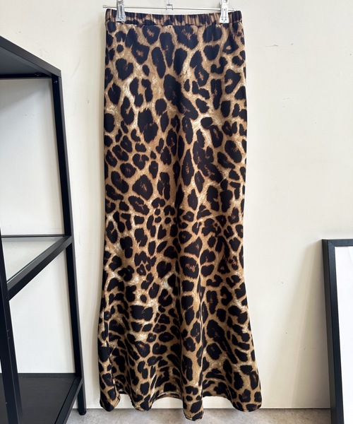 ULEULA(ウルア)の「ヒョウ柄マーメイドラインスカート(スカート・レディース・ベージュ・FREE)」の13枚目の写真