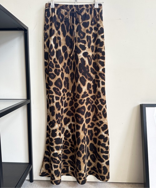 ULEULA(ウルア)の「ヒョウ柄マーメイドラインスカート(スカート・レディース・ベージュ・FREE)」の12枚目の写真