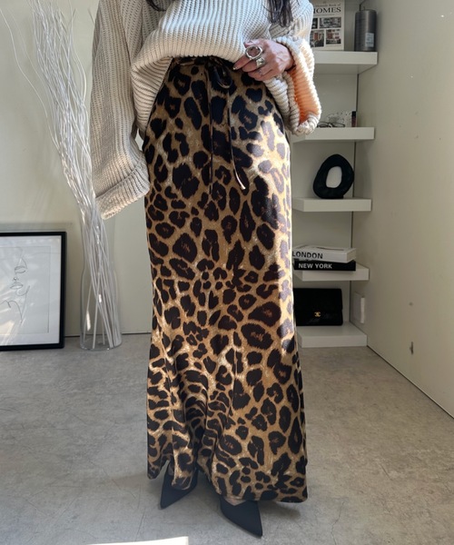 ULEULA(ウルア)の「ヒョウ柄マーメイドラインスカート(スカート・レディース・ベージュ・FREE)」の18枚目の写真
