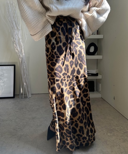 ULEULA(ウルア)の「ヒョウ柄マーメイドラインスカート(スカート・レディース・ベージュ・FREE)」の22枚目の写真