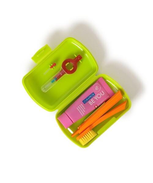 bpr BEAMS（ビーピーアール ビームス ）の「【ビームスの百名品】CURAPROX / travel set BE YOU 歯ブラシ セット（オーラルケア/歯磨きグッズ・レディース・ブルー/オレンジ/イエロー/レッド/ピンク/グリーン・FREE）」の10枚目の写真