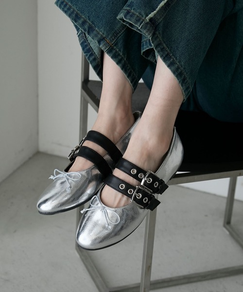 forksy.(フォルクシー)の「【forksy.】ダブルベルトリボンバレエシューズ(バレエシューズ・レディース・シルバー/ブラック/ベージュ・LL/L/M/S)」の3枚目の写真