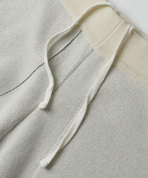 Confirm（コンファーム）の「サイドライン ジャガードニット ワイドストレートパンツ【Confirm】（その他パンツ・メンズ・ナチュラル/ブラック/ネイビー・M/L）」の21枚目の写真