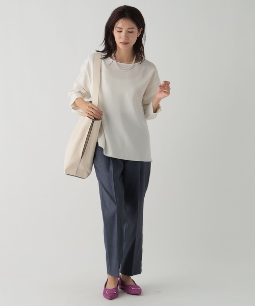 Elura(エルーラ)の「ダブルクロスプルオーバー/139365(Tシャツ/カットソー・レディース・チャコールグレー/ネイビー/ホワイト・LARGE/MEDIUM)」の4枚目の写真