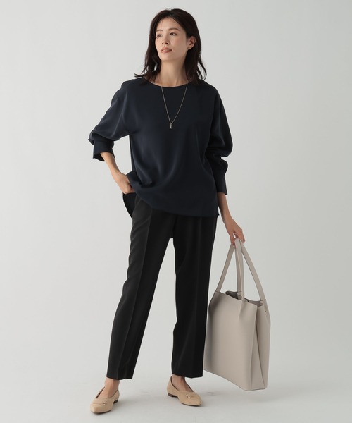 Elura(エルーラ)の「ダブルクロスプルオーバー/139365(Tシャツ/カットソー・レディース・チャコールグレー/ネイビー/ホワイト・LARGE/MEDIUM)」の9枚目の写真