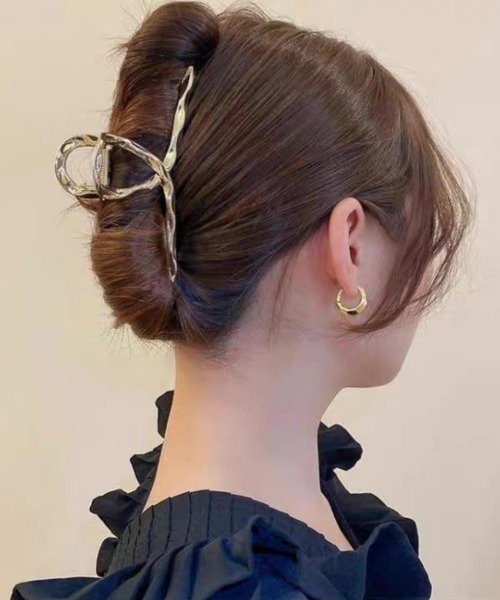 E&C closet…（イーアンドシークローゼット）の「ウェーブバンスクリップ（バレッタ/ヘアクリップ・レディース・ゴールド/シルバー/ブラック・FREE）」の10枚目の写真