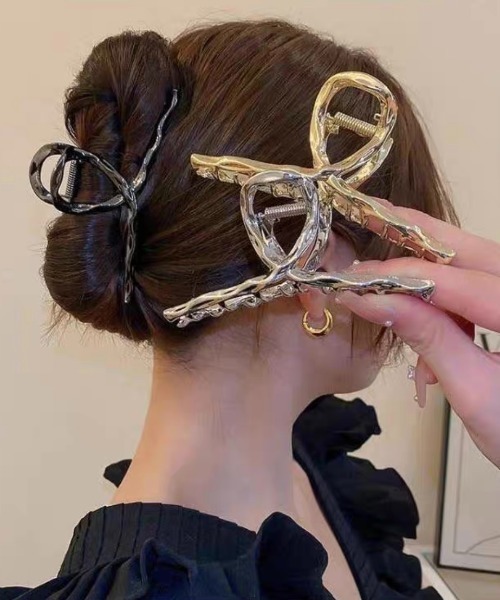 E&C closet…（イーアンドシークローゼット）の「ウェーブバンスクリップ（バレッタ/ヘアクリップ・レディース・ゴールド/シルバー/ブラック・FREE）」の22枚目の写真