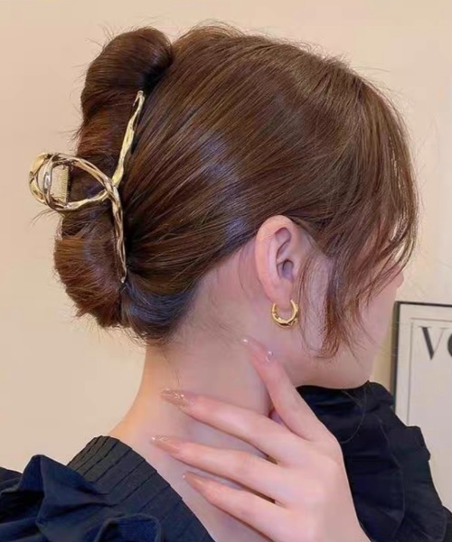 E&C closet…（イーアンドシークローゼット）の「ウェーブバンスクリップ（バレッタ/ヘアクリップ・レディース・ゴールド/シルバー/ブラック・FREE）」の18枚目の写真