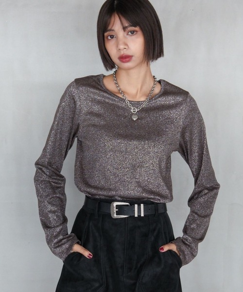 PAGEBOY（ページボーイ）の「キラキラカットロングスリーブ/ラメインナー　【新色追加】（Tシャツ/カットソー・レディース・ブラック/オフホワイト/シルバー/グレー系その他/ブラウン/ダークネイビー・FREE）」の5枚目の写真