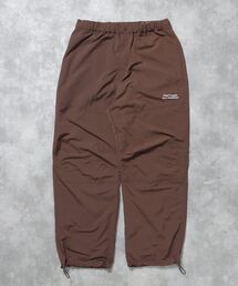 FFEIN（フェイン）の「【FFEIN(フェイン)】ナイロントレッキングストレートパンツ / シンプル 刺繍 ドローコード オーバーサイズ（カーゴパンツ）」