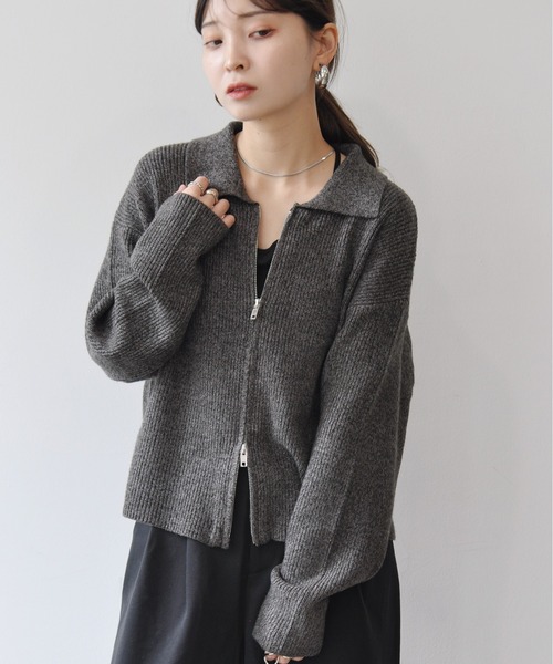 Meli rich(メリーリッチ)の「ダブルジップ襟付きニットカーディガン(カーディガン/ボレロ・レディース・ベージュ/チャコールグレー/アイボリー/カーキ・FREE)」の1枚目の写真