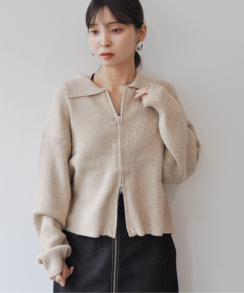 Meli rich(メリーリッチ)の「ダブルジップ襟付きニットカーディガン(カーディガン/ボレロ・レディース・ベージュ/チャコールグレー/アイボリー/カーキ・FREE)」の5枚目の写真
