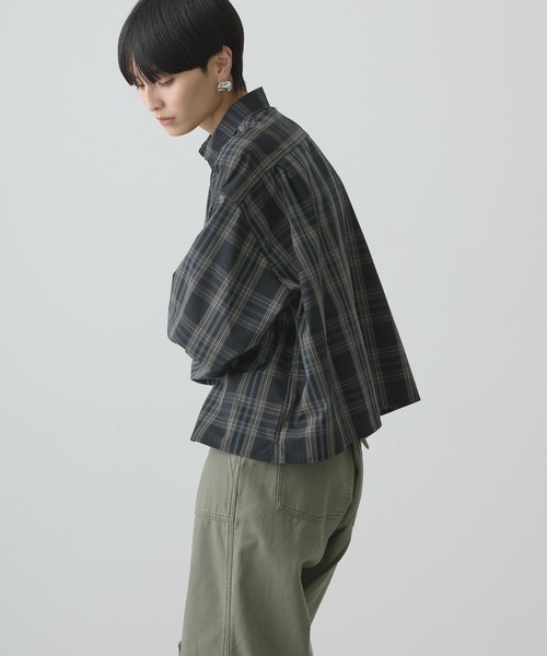 AMERICAN HOLIC(アメリカンホリック)の「イージーケアショート丈チェックシャツ(シャツ/ブラウス・レディース・ベージュ/ブラック・M/L)」の9枚目の写真