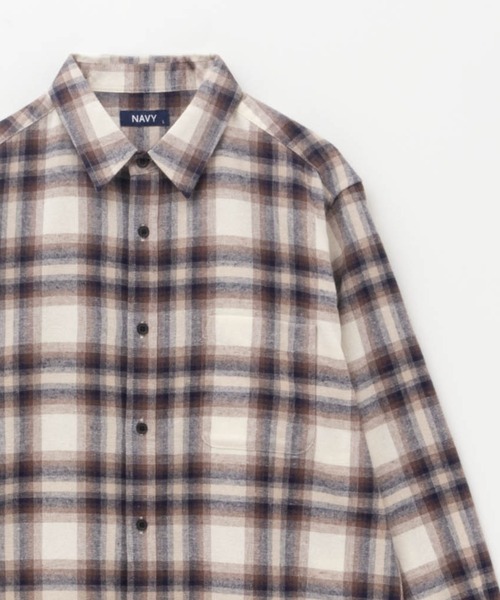 NAVY（ネイビー）の「柔らかな風合いの チェックシャツ（シャツ/ブラウス・メンズ・レッド/ダークネイビー/ネイビー/オフホワイト/ブラック/ライトベージュ・M/L/XL）」の2枚目の写真