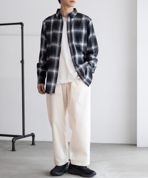 NAVY（ネイビー）の「柔らかな風合いの チェックシャツ（シャツ/ブラウス・メンズ・レッド/ダークネイビー/ネイビー/オフホワイト/ブラック/ライトベージュ・M/L/XL）」の8枚目の写真