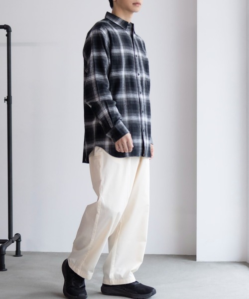 NAVY（ネイビー）の「柔らかな風合いの チェックシャツ（シャツ/ブラウス・メンズ・レッド/ダークネイビー/ネイビー/オフホワイト/ブラック/ライトベージュ・M/L/XL）」の11枚目の写真