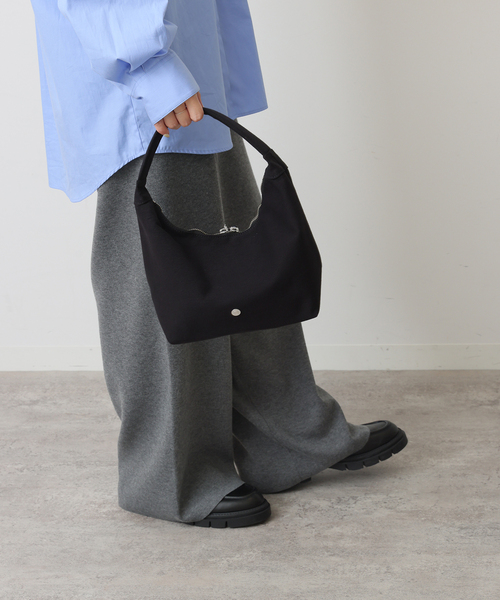 ORCIVAL（オーシバル）の「【ORCIVAL/オーシバル】HBT_HANDBAG SMALL OR-H0336（ハンドバッグ・レディース・ブラック/キャメル・FREE）」の13枚目の写真