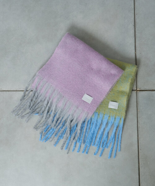 Actually（アクチュアリー）の「ブークレシャンブレーストール（ストール/ショール・レディース・ピンク/イエロー・フリー）」の12枚目の写真