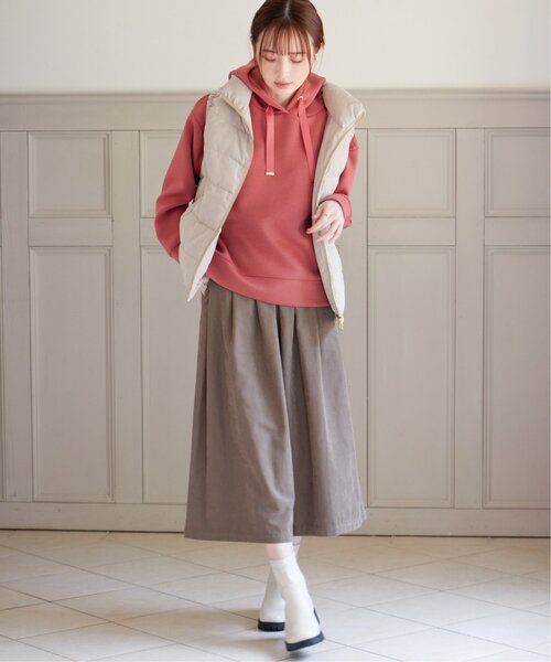 ikka(イッカ)の「細コールボリューム襟ベスト(ダウンベスト・レディース・ベージュ/ブラウン系その他/チャコール・S/M/L)」の6枚目の写真