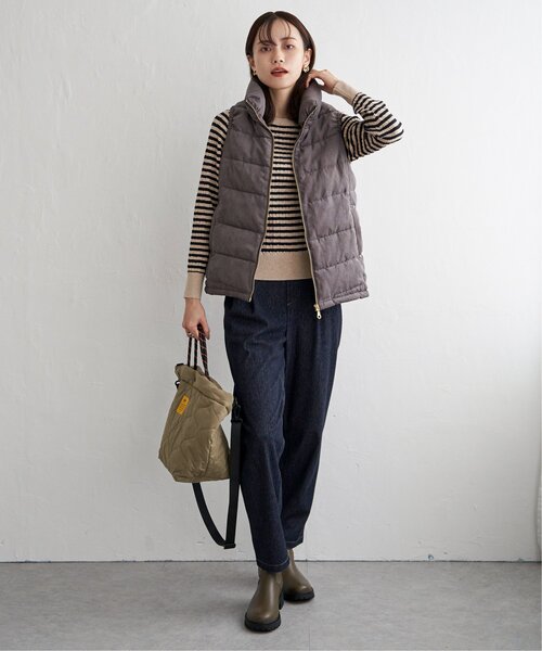 ikka(イッカ)の「細コールボリューム襟ベスト(ダウンベスト・レディース・ベージュ/ブラウン系その他/チャコール・S/M/L)」の15枚目の写真