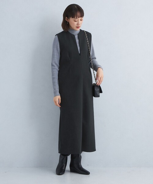 green label relaxing（グリーンレーベルリラクシング）の「フルイド キーネック ジャンスカ（ジャンパースカート・レディース・ブラック/ダークグレー・FREE）」の5枚目の写真