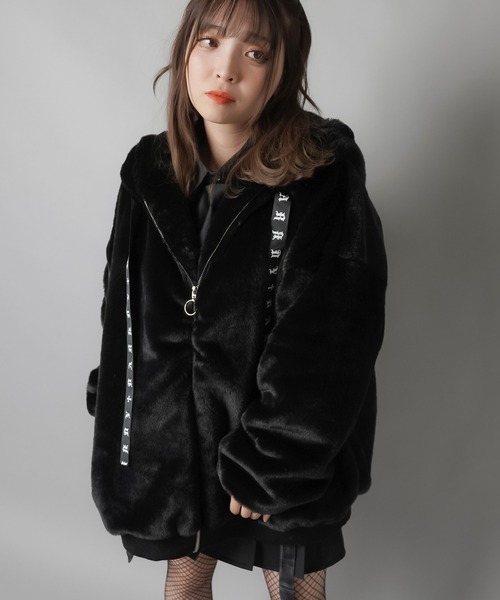 【DARRDY】 うさ耳 ファーブルゾン DARRDY（ダーディー）の「【DARRDY/ダーディー】うさ耳オーバーサイズ