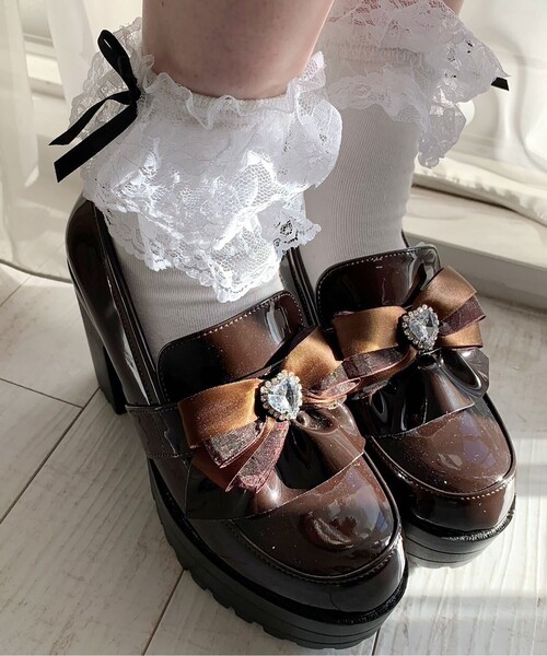 cs T&P（シーエスティーアンドピー）の「厚底ヒールリボン付きパンプス（パンプス・レディース・ワイン系3/ブラック系1/ダークブラウン系1・S/M/L/LL）」の9枚目の写真