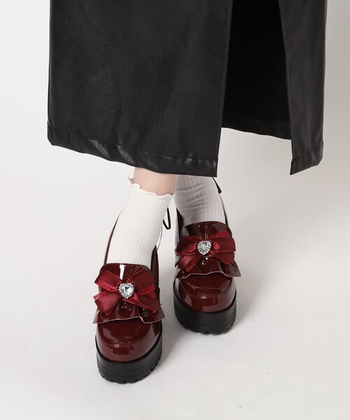 cs T&P（シーエスティーアンドピー）の「厚底ヒールリボン付きパンプス（パンプス・レディース・ワイン系3/ブラック系1/ダークブラウン系1・S/M/L/LL）」の3枚目の写真