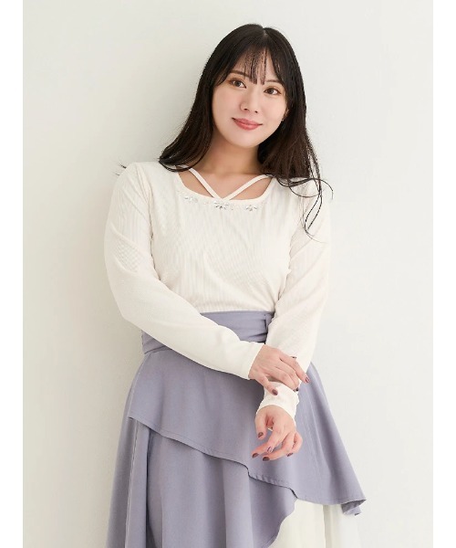 Re-J&SUPURE(リジェイアンドスプル)の「【大きいサイズ】ビジュー付きネックストラップトップス(ニット/セーター・レディース・ピンク/ブラック/オフホワイト・X-LARGE/XX-LARGE)」の4枚目の写真