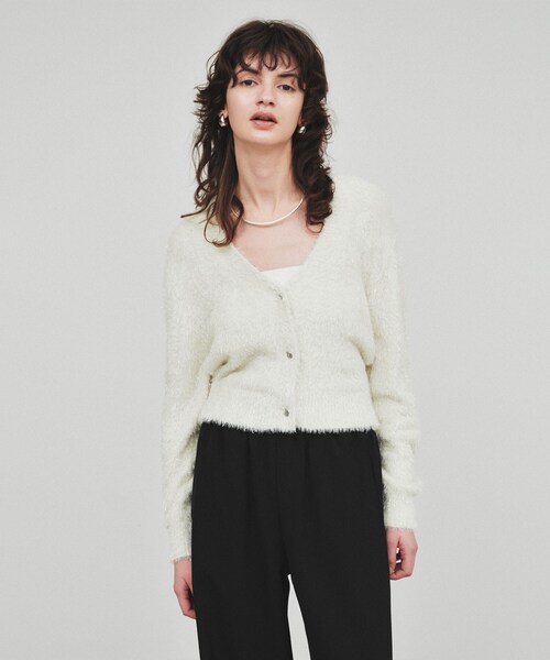 cloenc(クロエンス)の「◆【手洗い可】ラメシャギーニットカーデガン(カーディガン/ボレロ・レディース・オリーブ/サンドベージュ/アイボリー・02)」の4枚目の写真