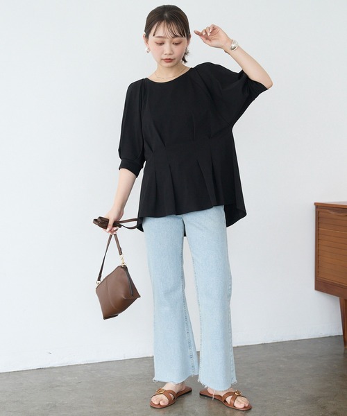 LAVEANGE（ラビアンジェ）の「【好機能シリーズ】接触冷感/UVカット/吸水速乾/ウエストタックプルオーバー（Tシャツ/カットソー・レディース・ブラック/ブルー/オフホワイト・M/5L/4L/3L/LL）」の18枚目の写真