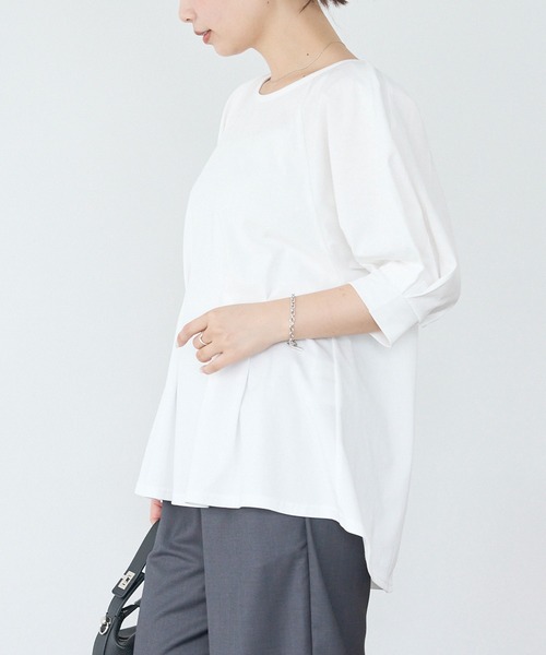 LAVEANGE（ラビアンジェ）の「【好機能シリーズ】接触冷感/UVカット/吸水速乾/ウエストタックプルオーバー（Tシャツ/カットソー・レディース・ブラック/ブルー/オフホワイト・M/5L/4L/3L/LL）」の6枚目の写真