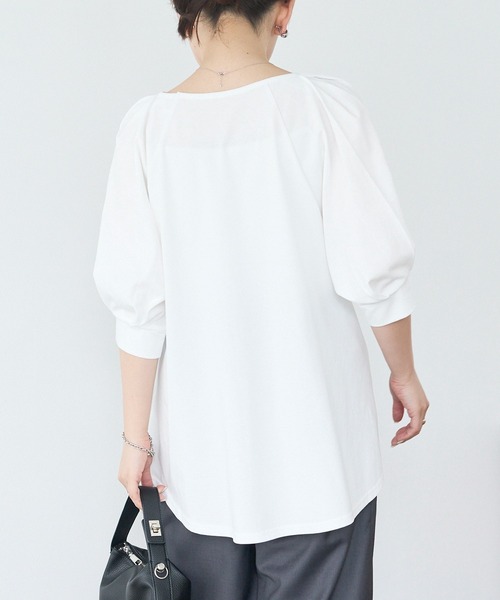 LAVEANGE（ラビアンジェ）の「【好機能シリーズ】接触冷感/UVカット/吸水速乾/ウエストタックプルオーバー（Tシャツ/カットソー・レディース・ブラック/ブルー/オフホワイト・M/5L/4L/3L/LL）」の7枚目の写真