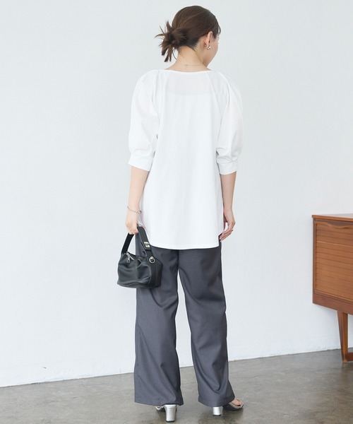 LAVEANGE（ラビアンジェ）の「【好機能シリーズ】接触冷感/UVカット/吸水速乾/ウエストタックプルオーバー（Tシャツ/カットソー・レディース・ブラック/ブルー/オフホワイト・M/5L/4L/3L/LL）」の12枚目の写真