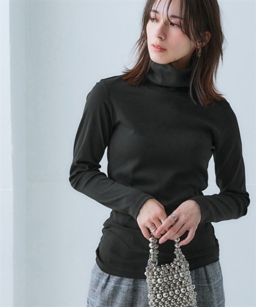 nissen（ニッセン）の「ＵＶカット綿１００％フライス素材タートルネックTシャツ（Tシャツ/カットソー・レディース・ブラック/ブルー/オフホワイト/ワイン/ライトグレー/グリーン/チャコール・M/S/LL/L）」の10枚目の写真