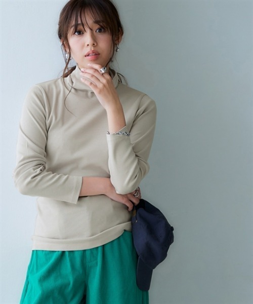 nissen（ニッセン）の「ＵＶカット綿１００％フライス素材タートルネックTシャツ（Tシャツ/カットソー・レディース・ブラック/ブルー/オフホワイト/ワイン/ライトグレー/グリーン/チャコール・M/S/LL/L）」の15枚目の写真