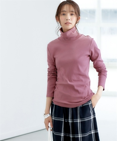 nissen（ニッセン）の「ＵＶカット綿１００％フライス素材タートルネックTシャツ（Tシャツ/カットソー・レディース・ブラック/ブルー/オフホワイト/ワイン/ライトグレー/グリーン/チャコール・M/S/LL/L）」の21枚目の写真