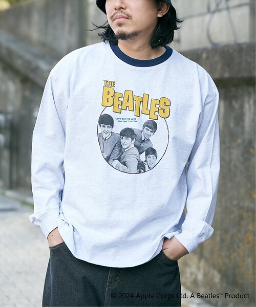 The Beatles(ザビートルズ)の「THE BEATLES ザ ビートルズ サークルフォトロンT(Tシャツ/カットソー・メンズ・チャコール/ネイビー/レッド/オフホワイト・L/M/LL)」の1枚目の写真