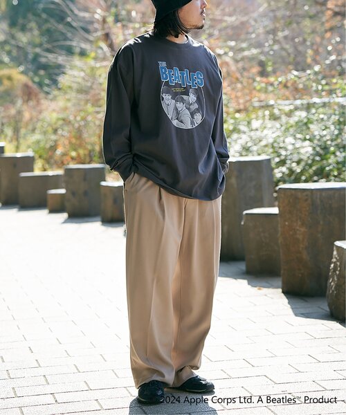 The Beatles(ザビートルズ)の「THE BEATLES ザ ビートルズ サークルフォトロンT(Tシャツ/カットソー・メンズ・チャコール/ネイビー/レッド/オフホワイト・L/M/LL)」の14枚目の写真