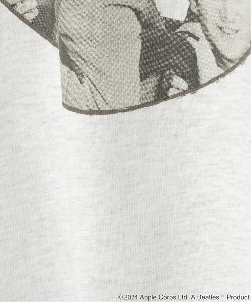 The Beatles(ザビートルズ)の「THE BEATLES ザ ビートルズ サークルフォトロンT(Tシャツ/カットソー・メンズ・チャコール/ネイビー/レッド/オフホワイト・L/M/LL)」の7枚目の写真