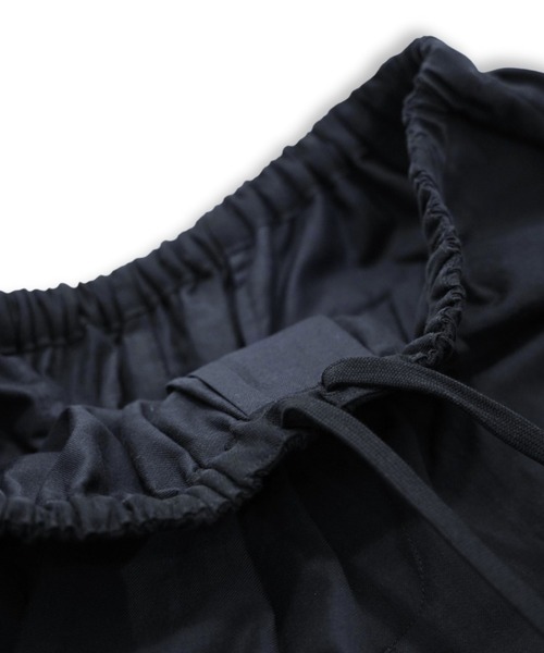 yoko sakamoto（ヨーコサカモト）の「【YOKO SAKAMOTO】 RELAX EASY SHORTS（その他パンツ・メンズ・ブラウン/ブラック・MEDIUM/SMALL）」の5枚目の写真
