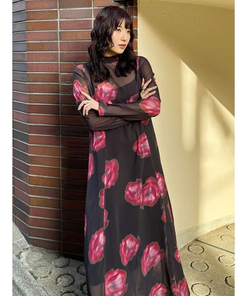 セール】【WEB・一部店舗限定】ニュアンスフラワープリント