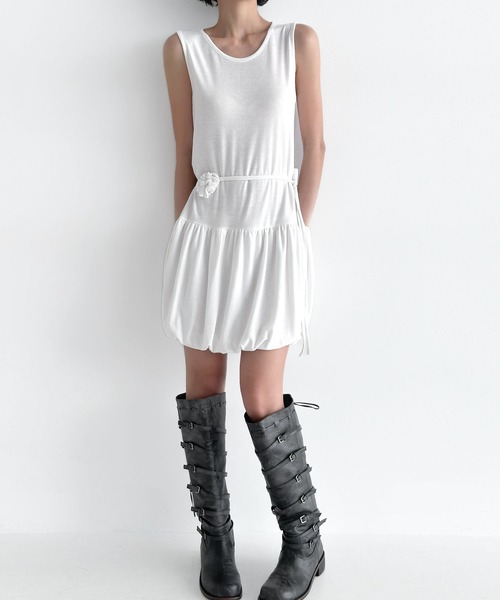 minsobi（ミンソビ）の「ノースリーブバルーンスカートOP（ワンピース・レディース・ブラック/ホワイト/モカ・FREE）」の5枚目の写真