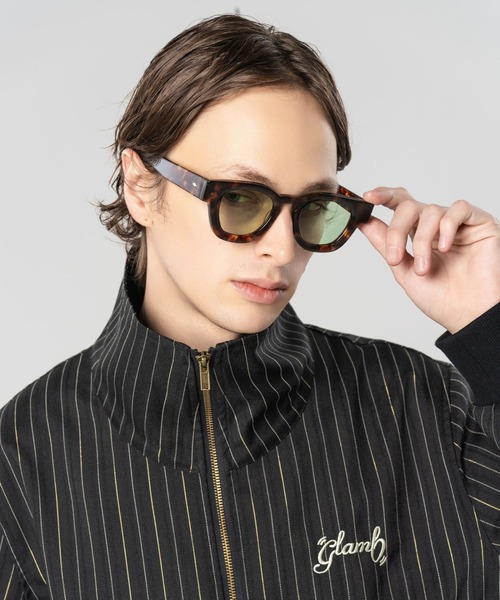glamb(グラム)の「TIME TRAVELER Sunglasses (GEAR 003) / タイムトラベラーサングラス(サングラス・メンズ・クリア/ブラック/ブラウン/ブラック×ブルー/グリーン・FREE)」の13枚目の写真