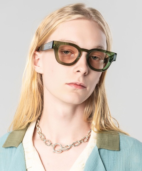 glamb(グラム)の「TIME TRAVELER Sunglasses (GEAR 003) / タイムトラベラーサングラス(サングラス・メンズ・クリア/ブラック/ブラウン/ブラック×ブルー/グリーン・FREE)」の14枚目の写真
