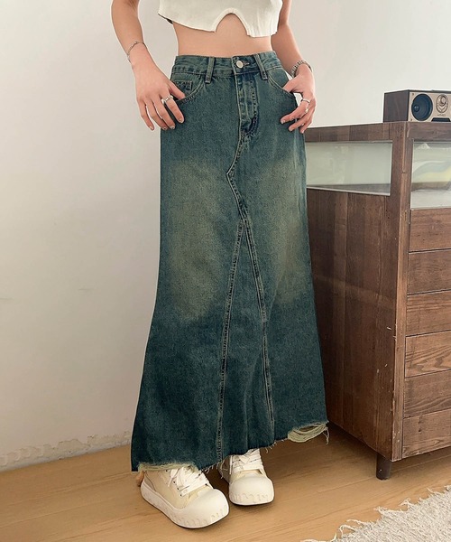 aimoha（アイモハ）の「【aimoha】フリンジヘムフレアデニムスカート（デニムスカート・レディース・ブルー・SMALL/MEDIUM/LARGE/X-LARGE）」の10枚目の写真