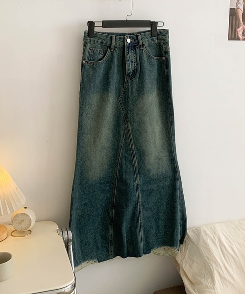 aimoha（アイモハ）の「【aimoha】フリンジヘムフレアデニムスカート（デニムスカート・レディース・ブルー・SMALL/MEDIUM/LARGE/X-LARGE）」の14枚目の写真