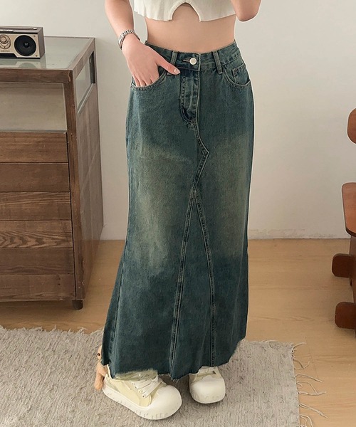 aimoha(アイモハ)の「【aimoha】フリンジヘムフレアデニムスカート(デニムスカート・レディース・ブルー・SMALL/MEDIUM/LARGE/X-LARGE)」の18枚目の写真