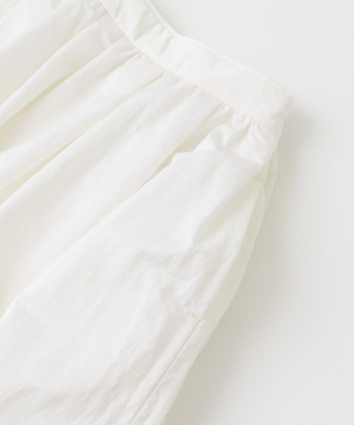 URBAN RESEARCH ROSSO WOMEN（アーバンリサーチ　ロッソ）の「スリットギャザースカート（スカート・レディース・ライトブルー/ホワイト/グリーン・FREE）」の15枚目の写真